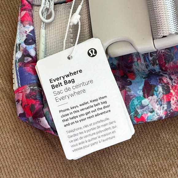 lululemon athletica Multicolor Crossbody Bag - Picture 4 of 6
